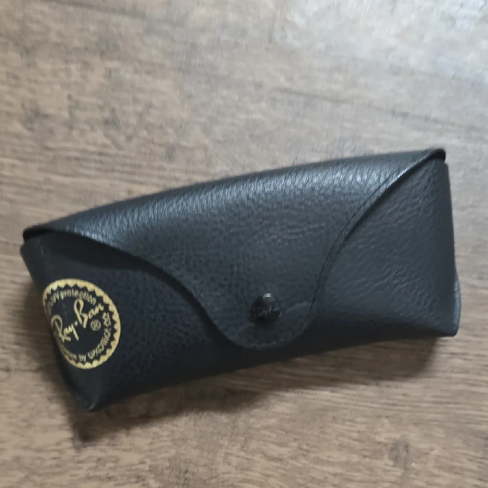 RAY-BAN Black‎ Sunglasses Case